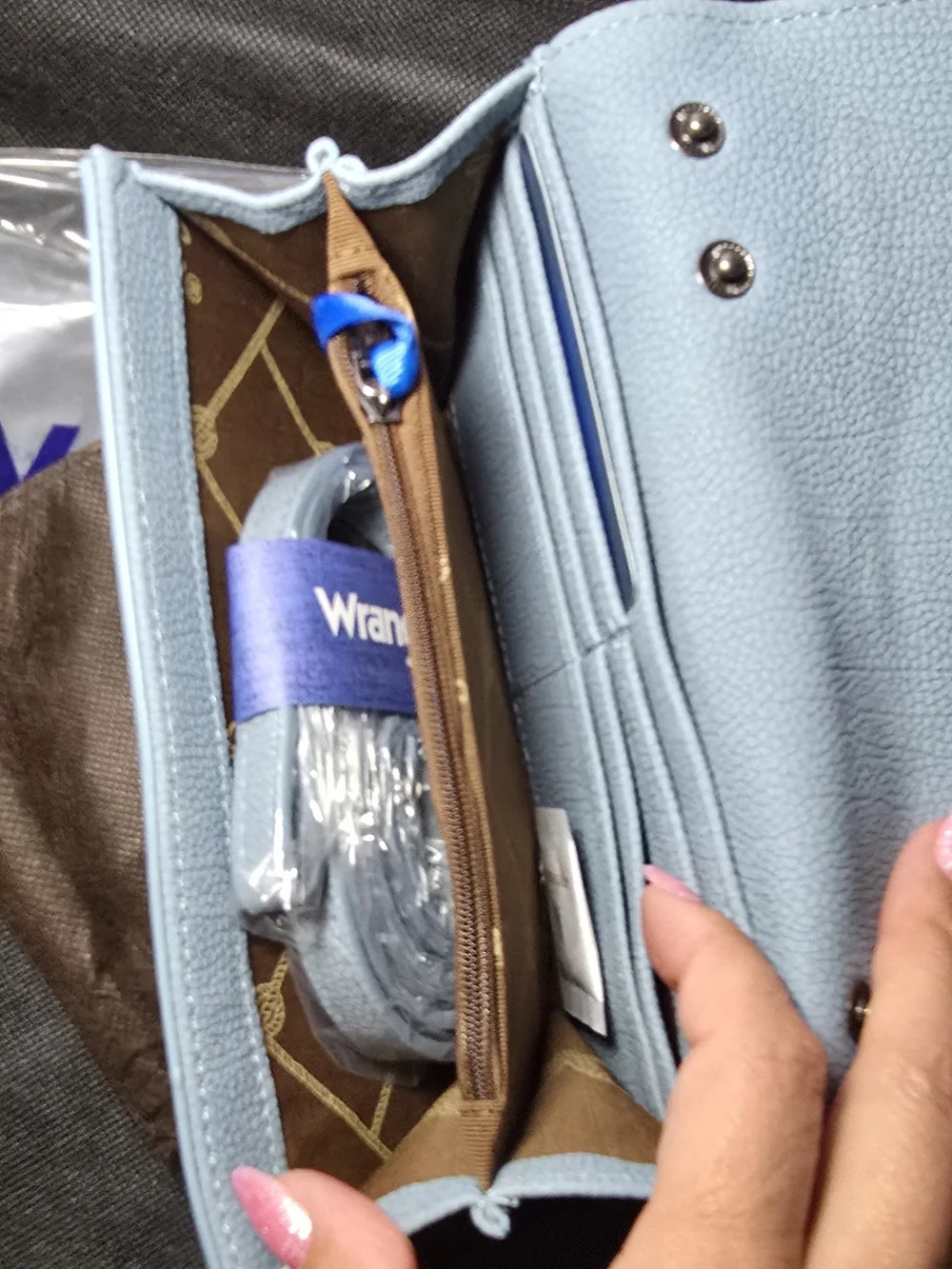 Wrangler Light Blue Women's Wallet with Silver Buckle
